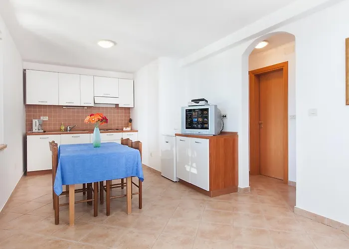 Helena Апартаменты Подгора