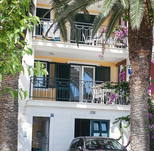 Helena Апартаменты